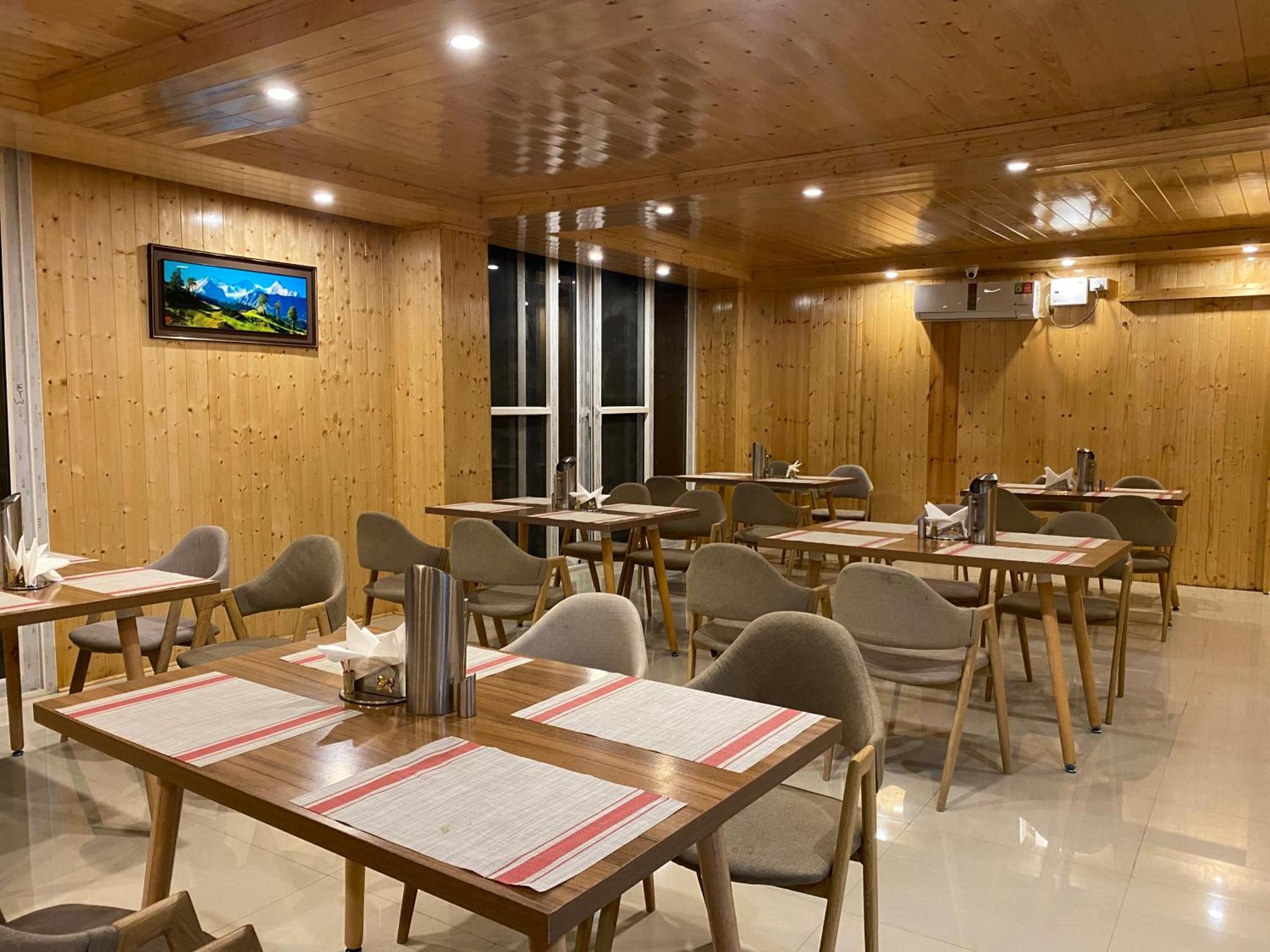 Vista Resort, Manali - ! Near Mall Road !! Hot & Cold Ac Rooms !! Best Selling !! Big Parking !! Luxury Collection !! Open Terrace !! Lift !! Playing Zone !! Property Of The Year ! 外观 照片